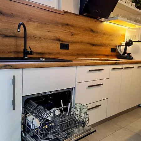 Apartment In The Very Heart Of - 50m To The