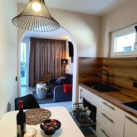 Apartment In The Very Heart Of - 50m To The *