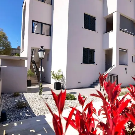Apartment In The Very Heart Of - 50m To The