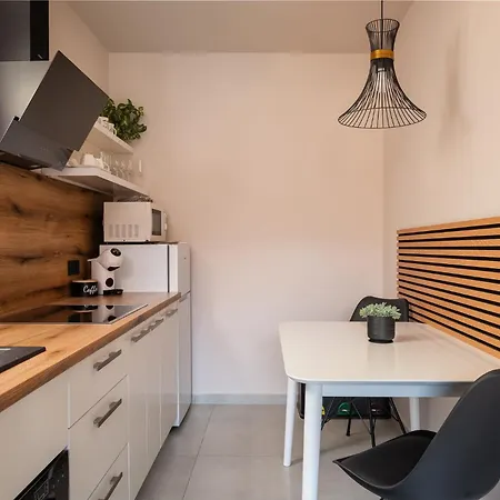Apartmán In The Very Heart Of - 50m To The Poreč