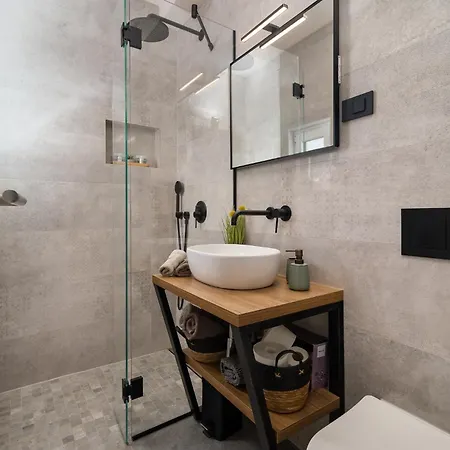 Apartmán In The Very Heart Of - 50m To The Poreč